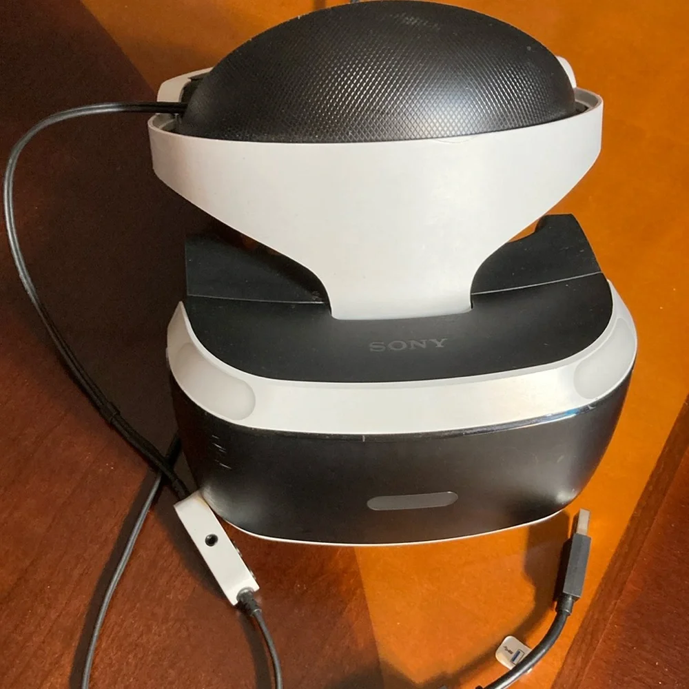 SONY PLAYSTATION VR for PS4 and PS5 bundle